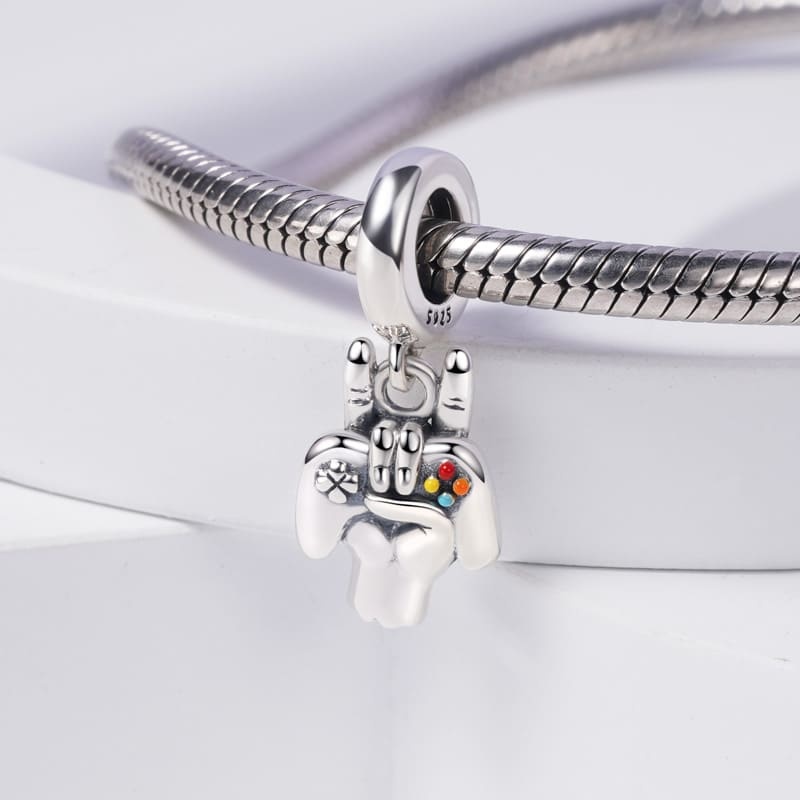 Handheld Game Console Pendant image number 1