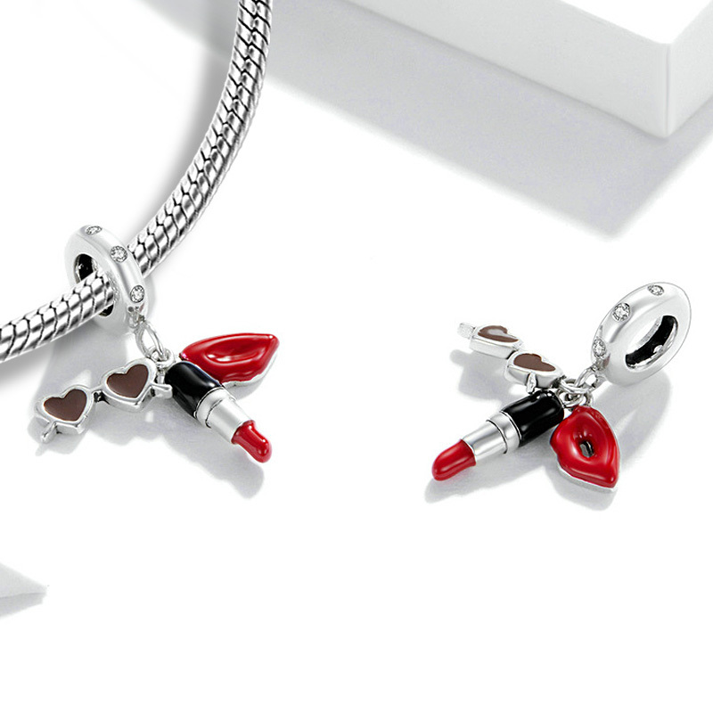 Lipstick & Sunglasses Pendant image number 1