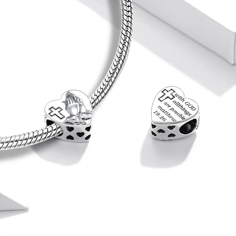 Pray & Love Charm image number 1