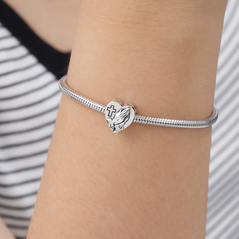 Pray & Love Charm image number 2