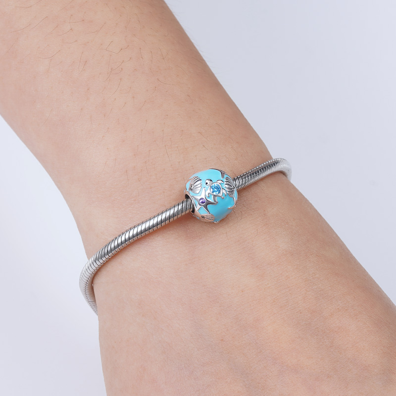 Sea World Charm image number 3