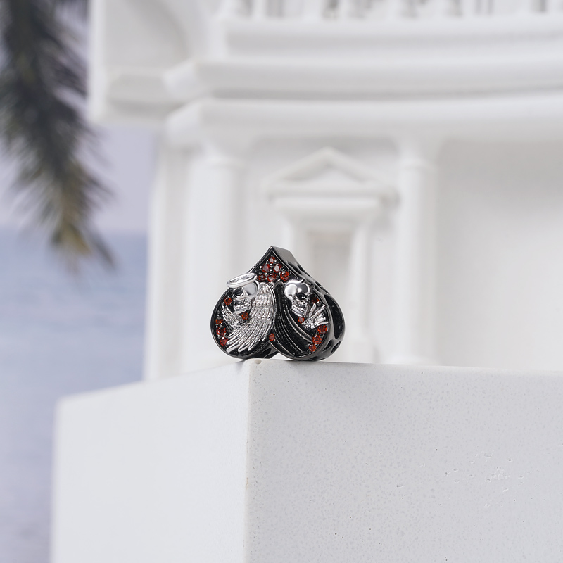 Devil Angel Heart Charm image number 1