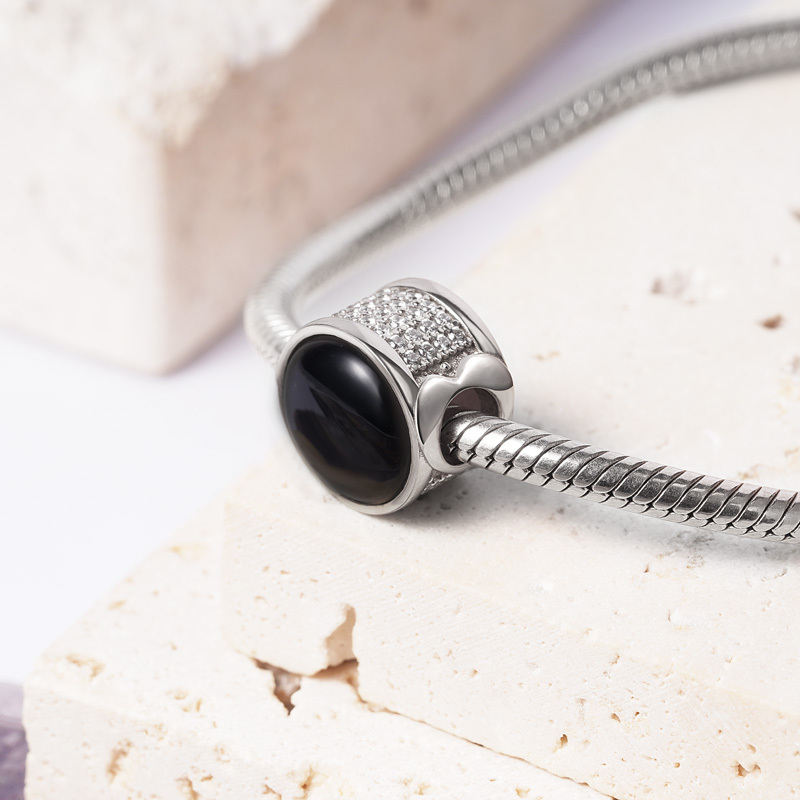 Black Natural Agate Charm image number 1