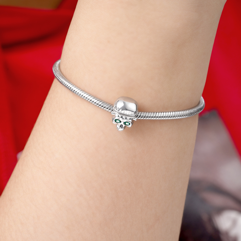 Openable Brain Skull Charm image number 3