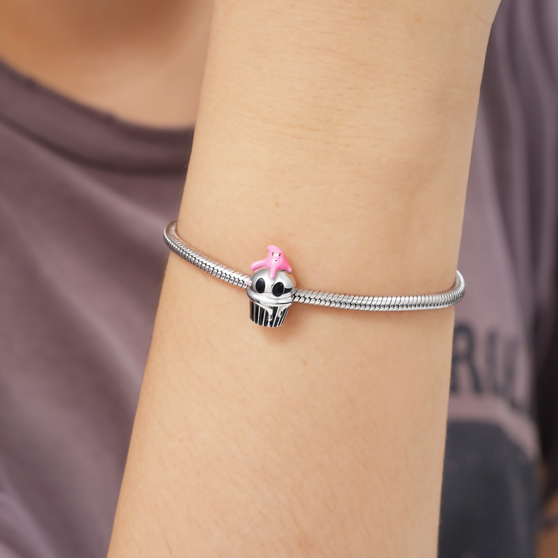 Skull Cup Cake Charm image number 2