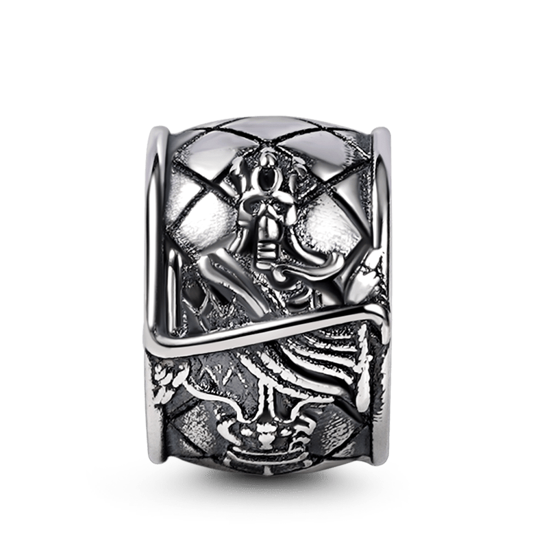 "Luck" Dice & King Charm Bracelet image number 1