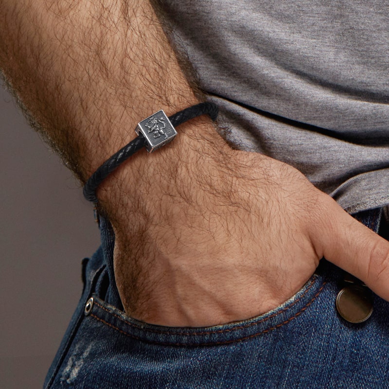 Male Lion Charm Bracelet image number 3