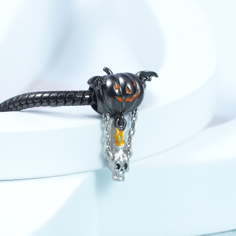 Pumpkin Skull Balloon Pendant image number 2