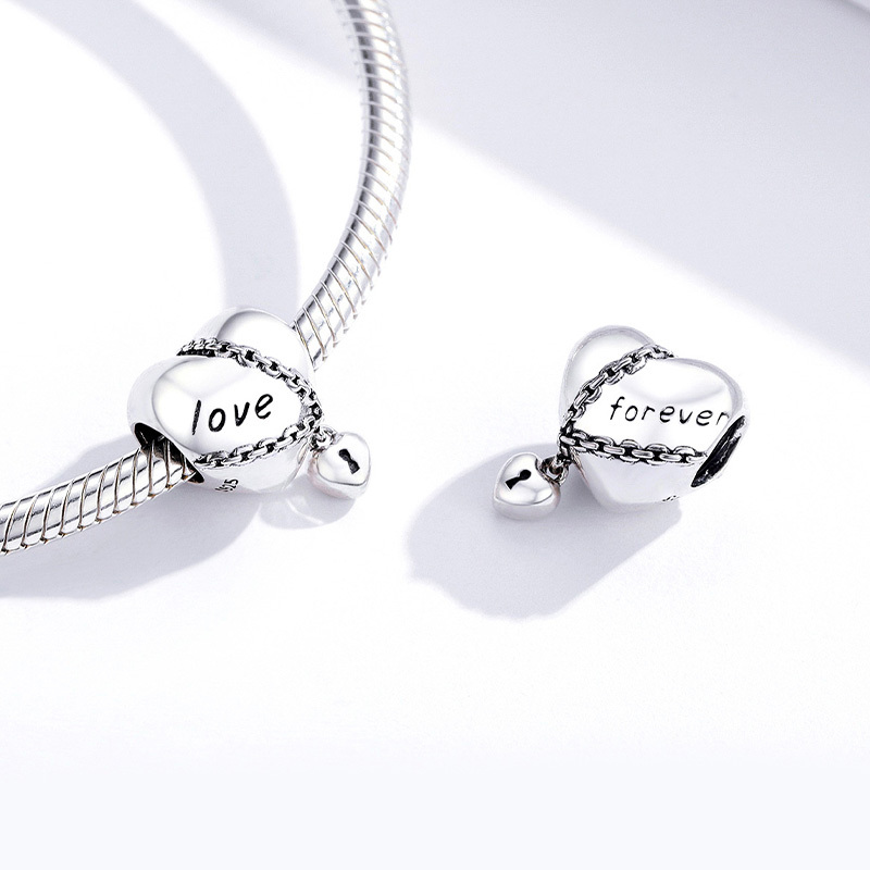 "Love Forever" Hearts Charm image number 2