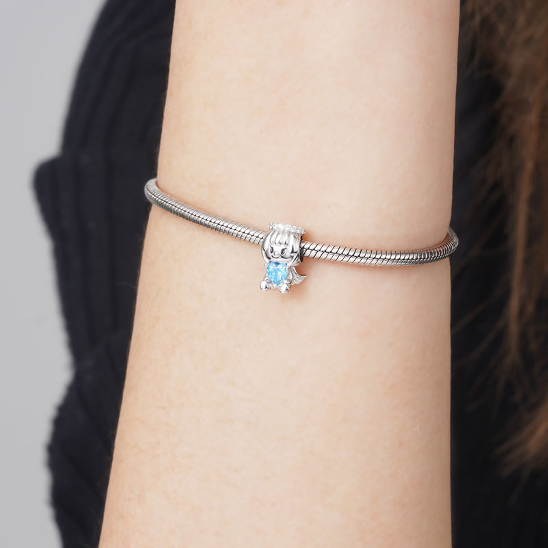 Little Angel charm image number 3