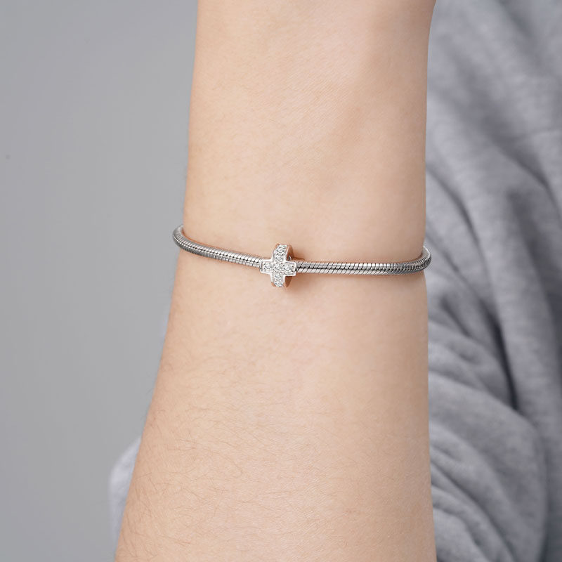 Sparkling Cross Stopper image number 2