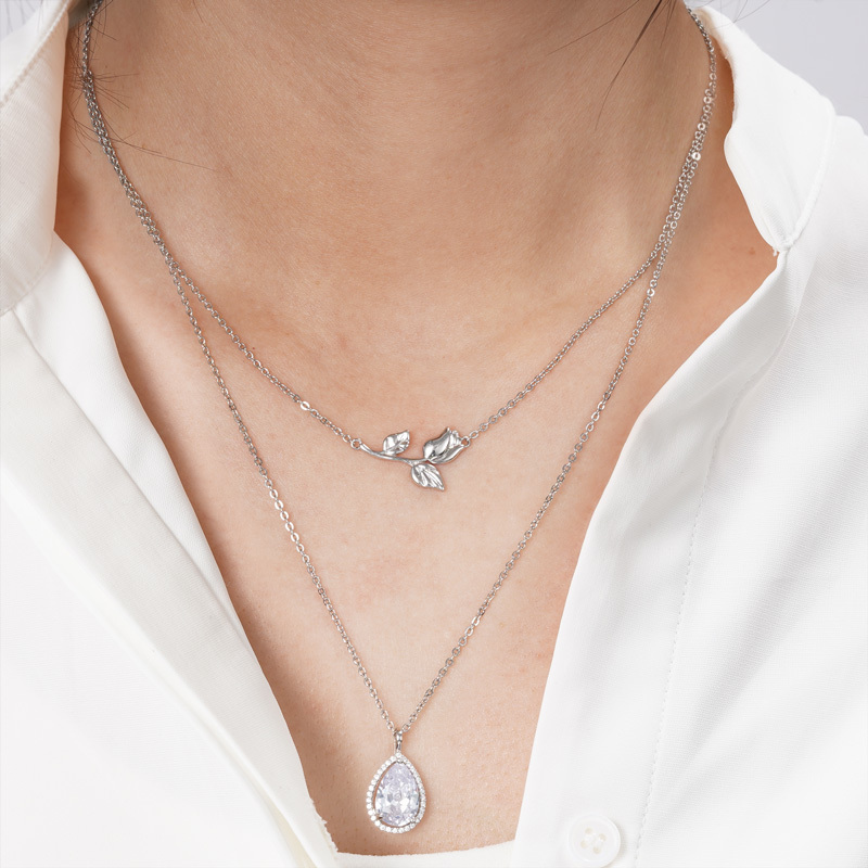 Pear-cut & Tulip Flower Necklace image number 3