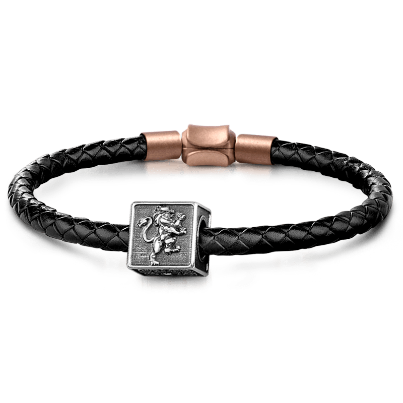 Male Lion Charm Bracelet image number 0