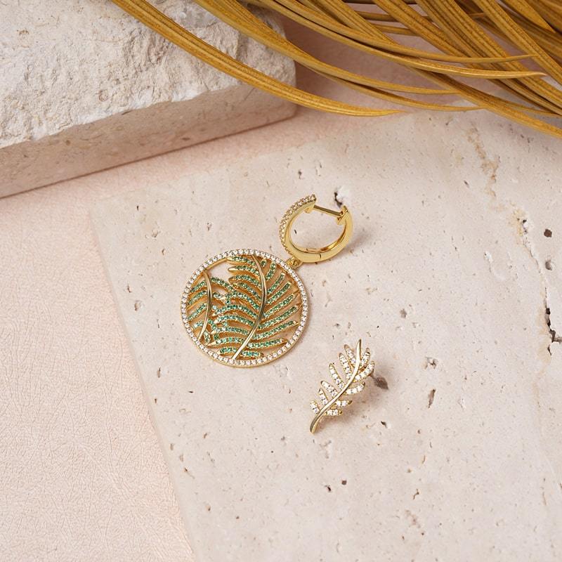 Leaves Dangle Earrings image number 1