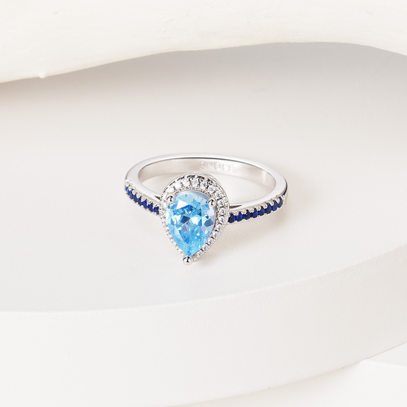 Blue Teardrop Ring image number 3