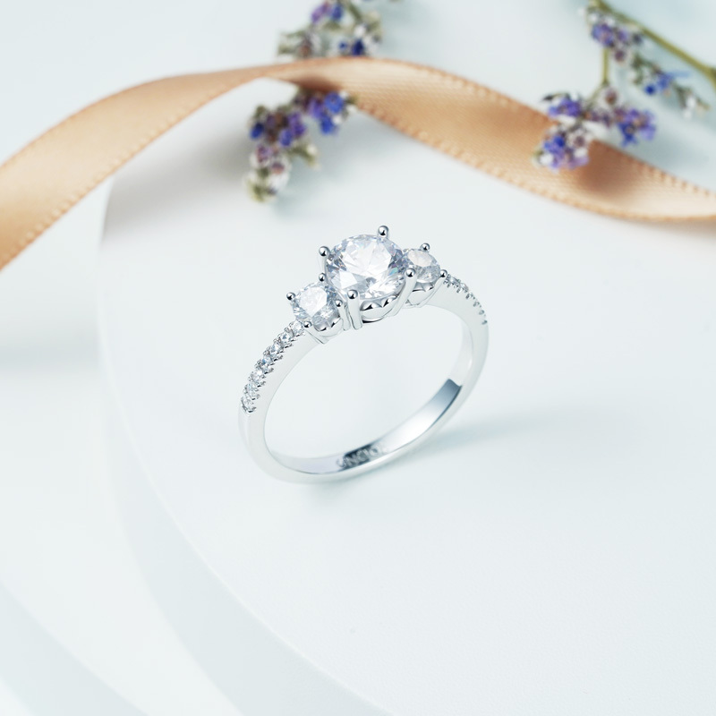 Three Stones Ring image number 3