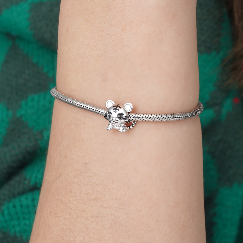 Tiger Baby Charm image number 2