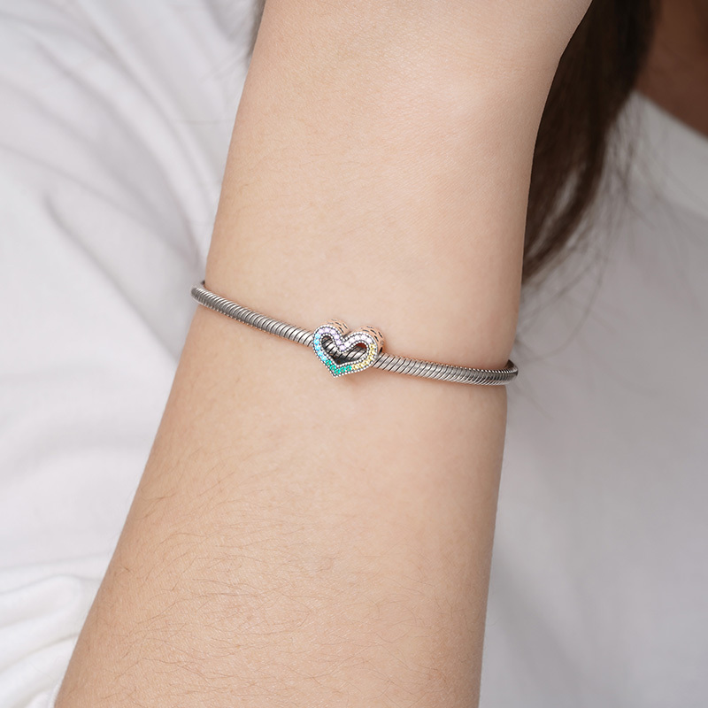 Love Charm image number 2