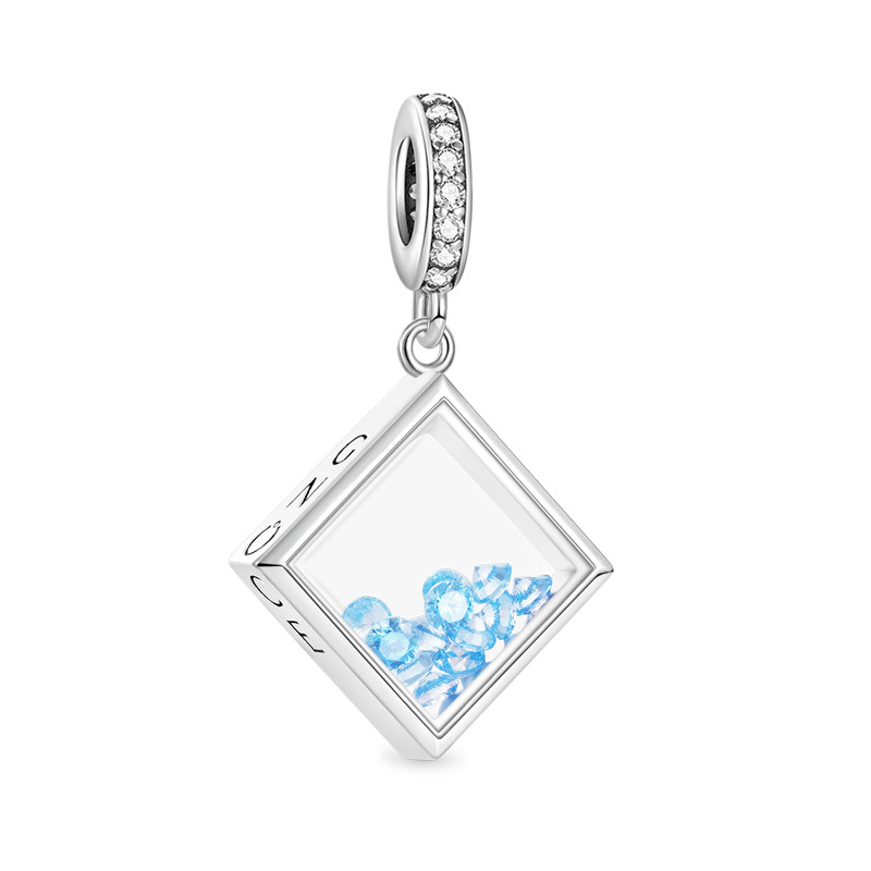 Square-shape Pendant image number 0