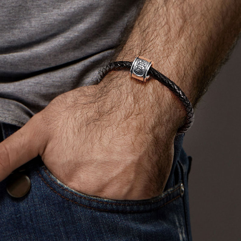 David & Gloria Giant Charm Bracelet image number 4