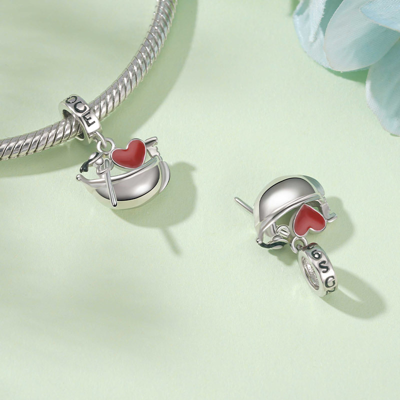 Gondola Pendant image number 1