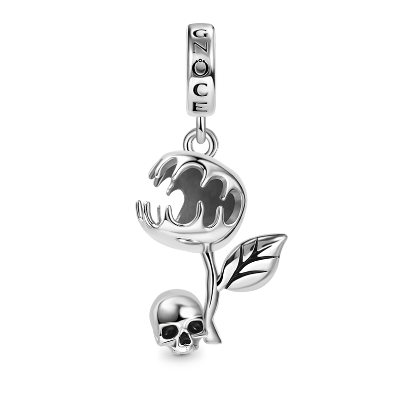 Chomper & Skull Pendant image number 0