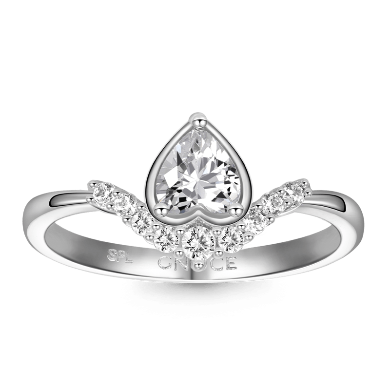 Heart-cut V Ring image number 0