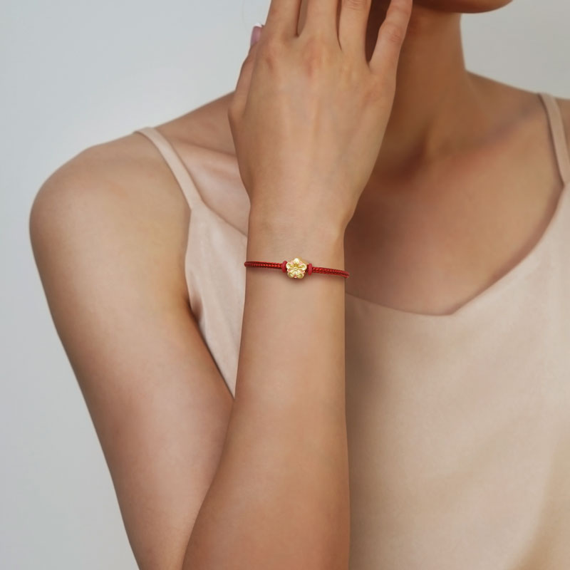 Red Basic Bracelet image number 4