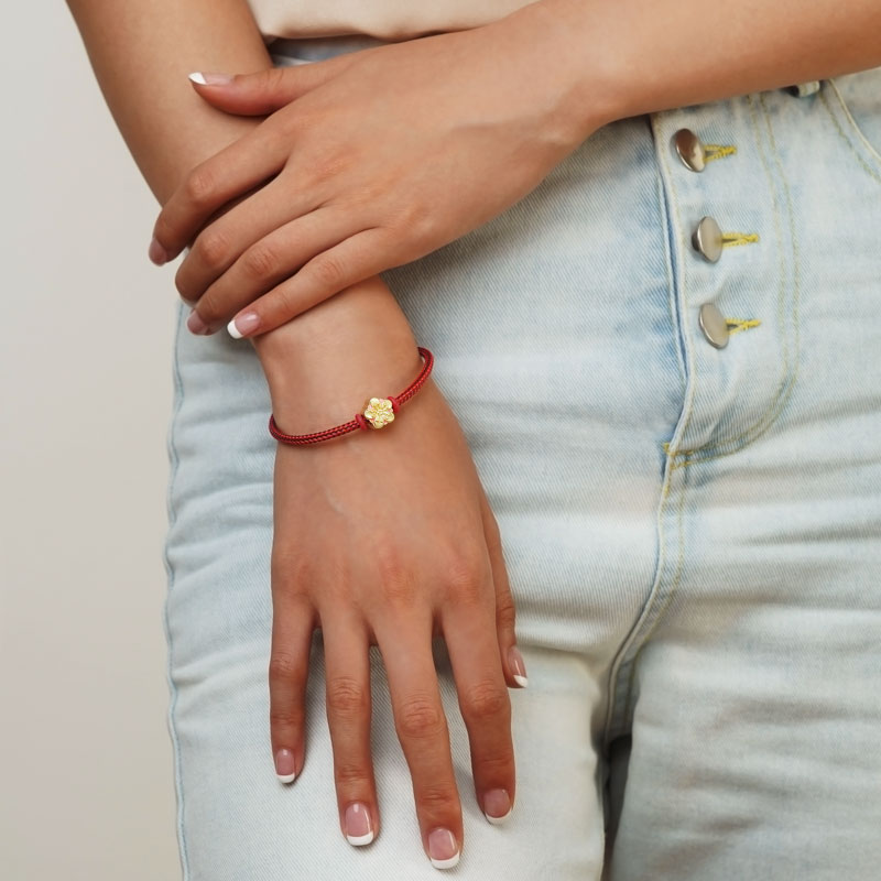 Red Basic Bracelet image number 5