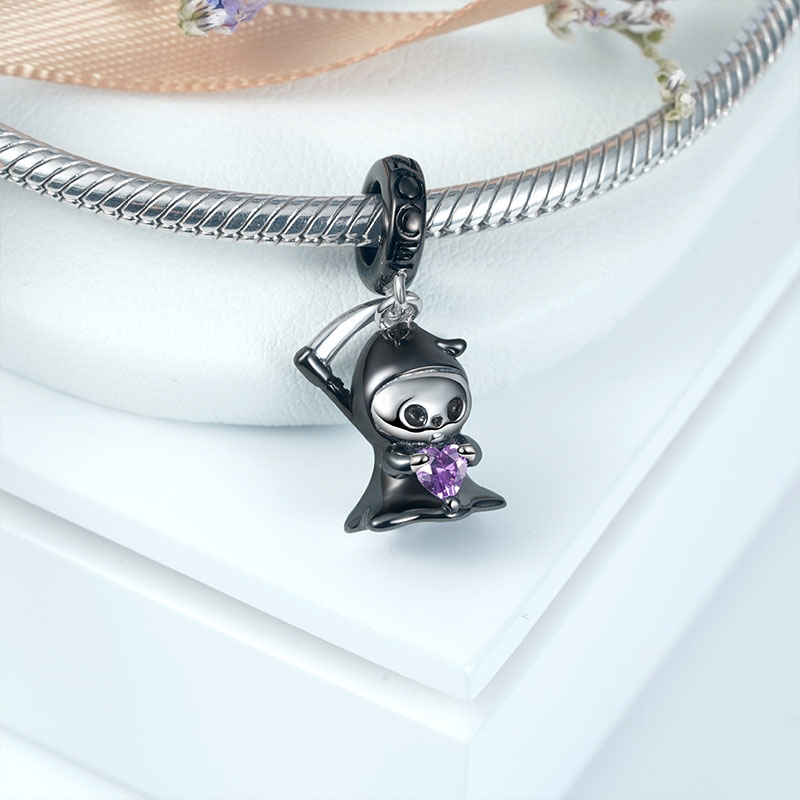 Grim Reaper Pendant image number 1