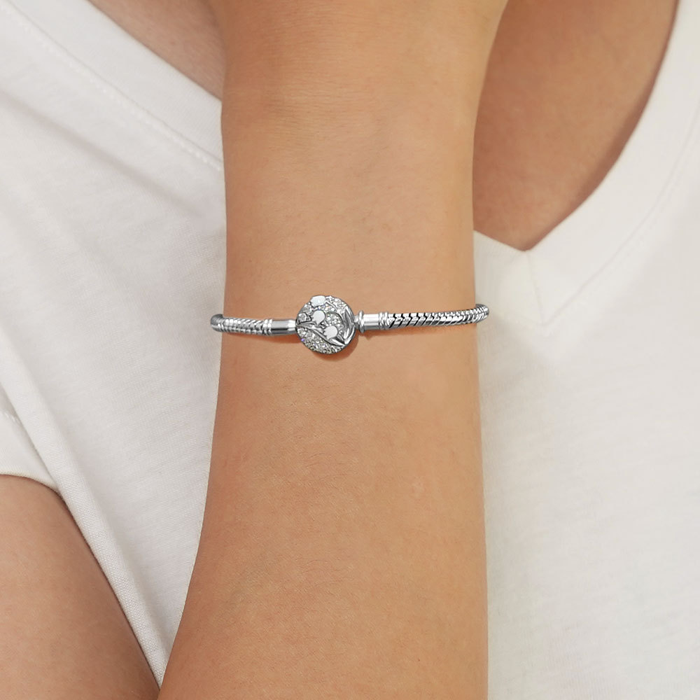 Flower Basic Bracelet image number 4