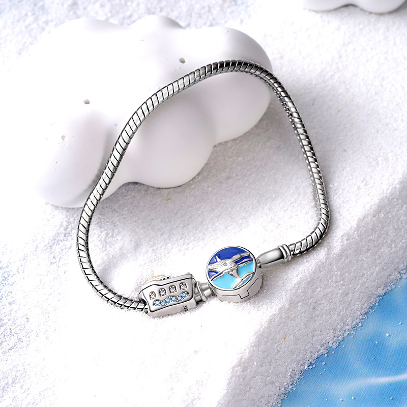 Sea Whale Basic Bracelet image number 2