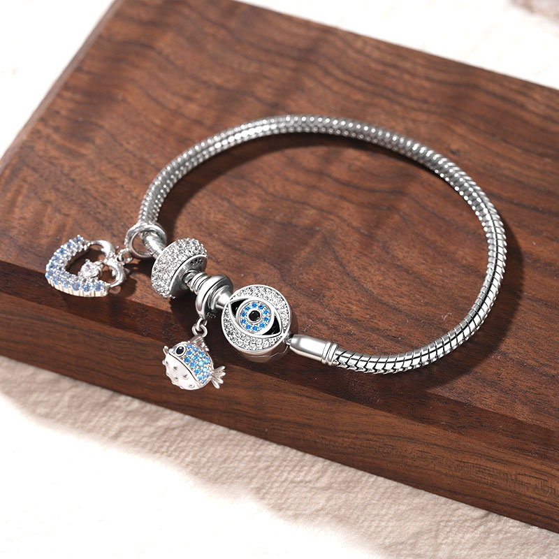 Devil's Eye Basic Bracelet image number 2