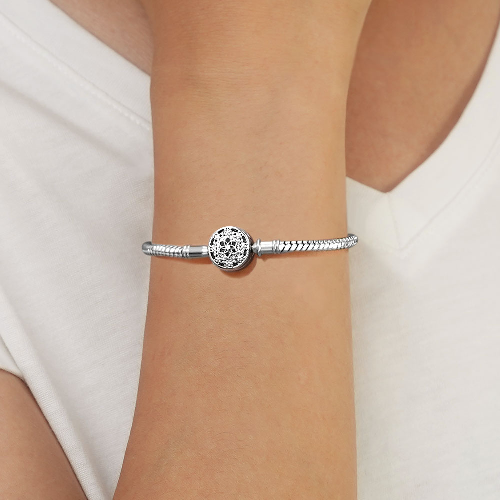 Lotus Basic Bracelet image number 4