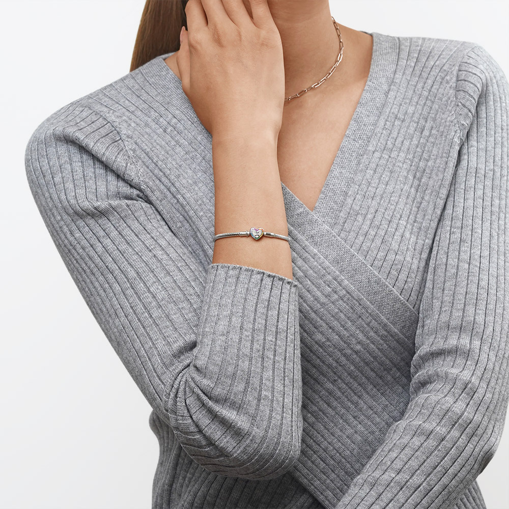 Love Basic Bracelet image number 3