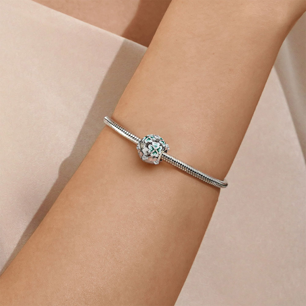 Four Leaf Clover Charm image number 4