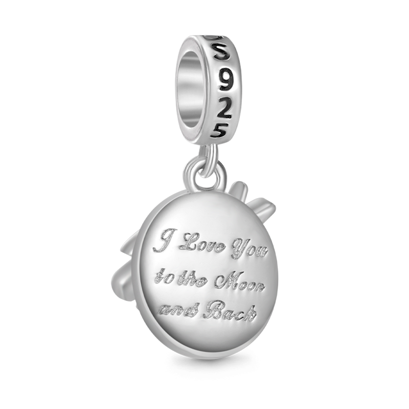 Moon & Star Pendant image number 1