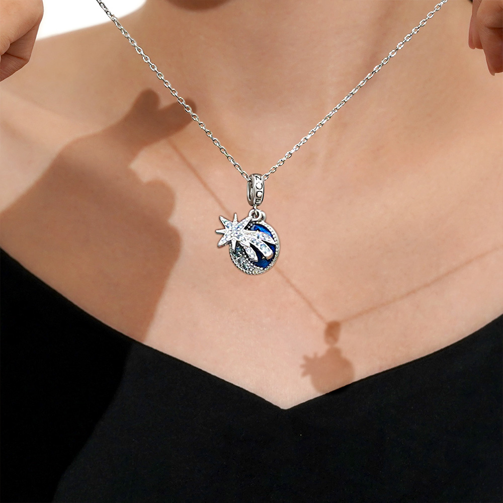 Moon & Star Pendant image number 6