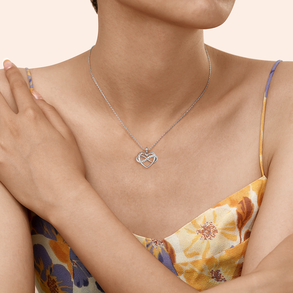 Infinite love Heart Necklace image number 2