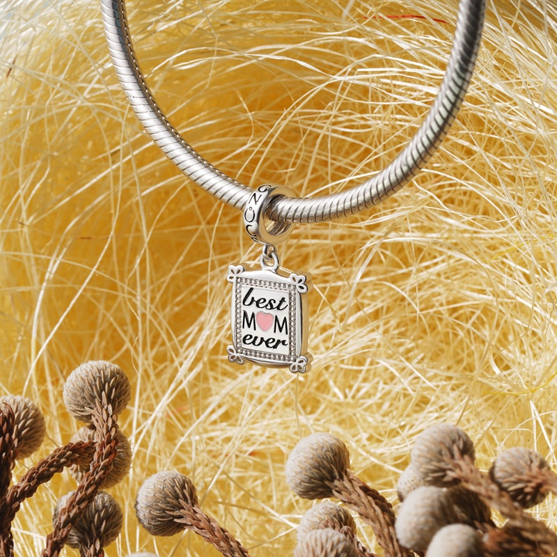 Best Mom Ever Pendant image number 2