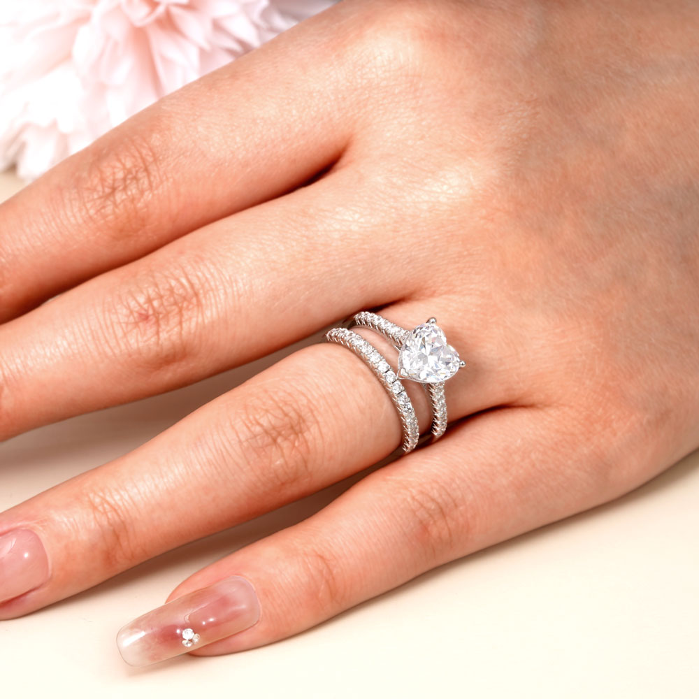 Clear Heart Ring Set image number 3