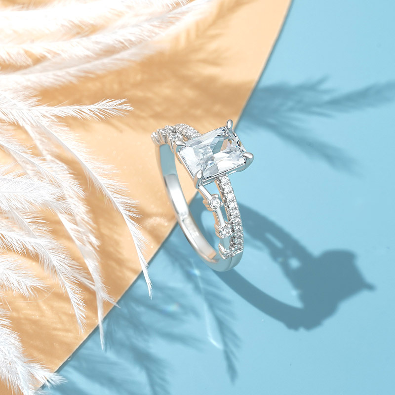 Rectangle-cut Promise Ring image number 2