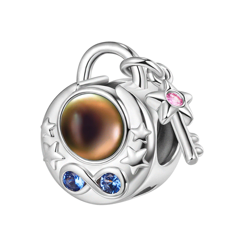 Love Key Mood Charm image number 0