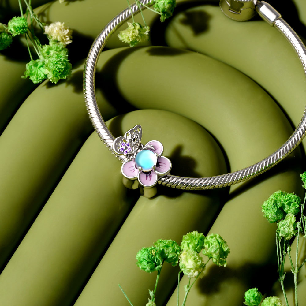 Butterfly Loves Flower Charm image number 1