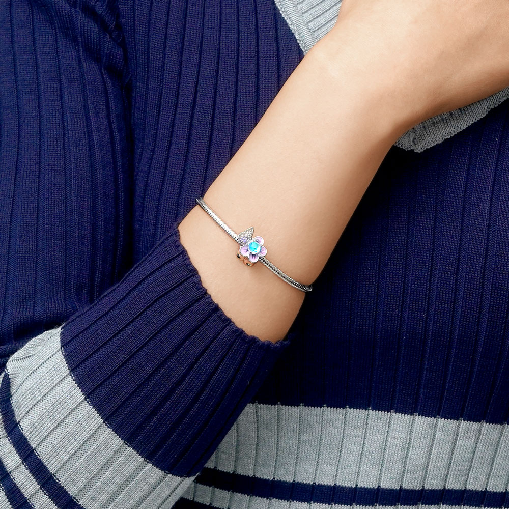 Butterfly Loves Flower Charm image number 2