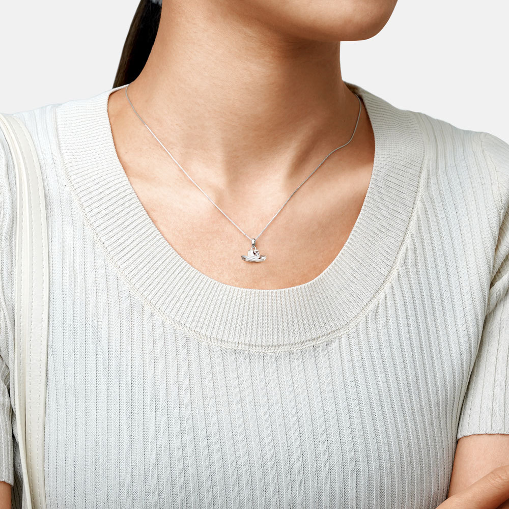 Cowboy Hat Necklace image number 2