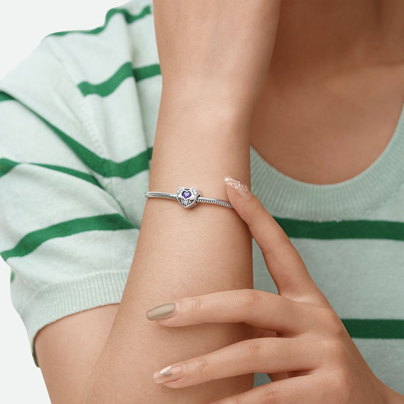 Mom Love Photo Charm image number 1