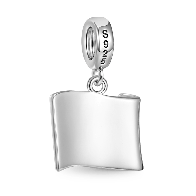 Diploma Pendant image number 1