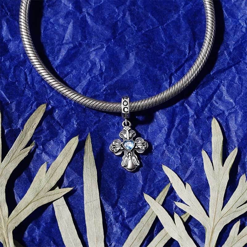 Cross Pendant image number 2