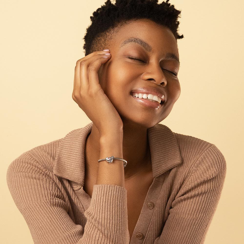 Hugging A Heart Charm image number 2